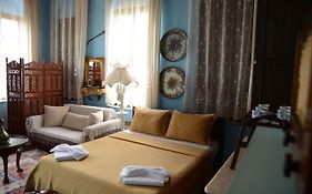 Cunda Zehra Teyzenin Evi